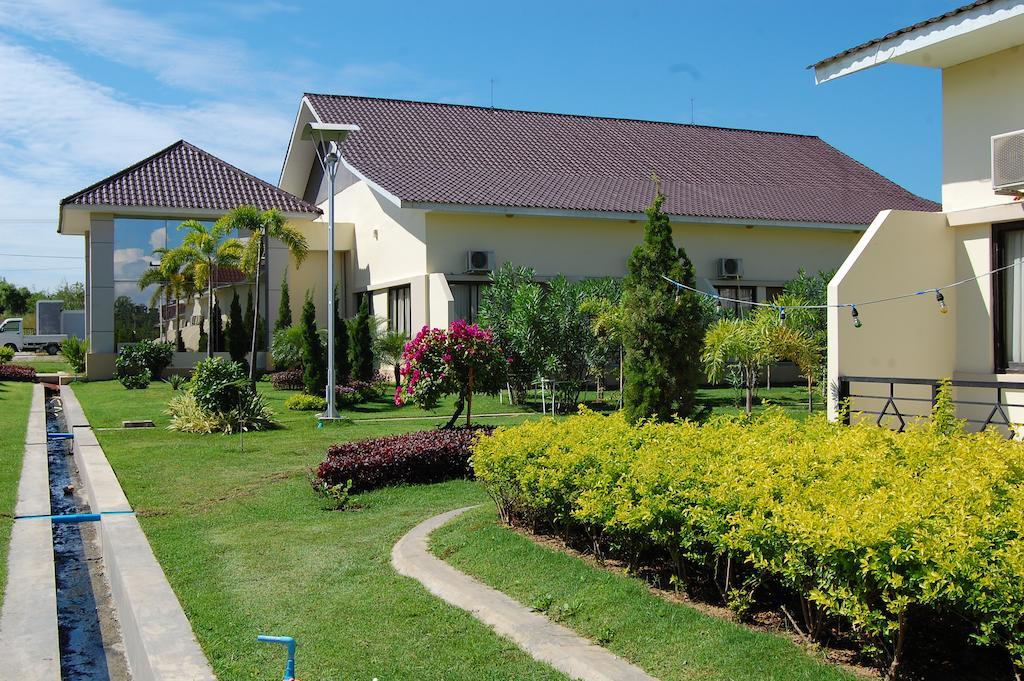 Mingalar Thiri Hotel Naypyidaw Exterior photo